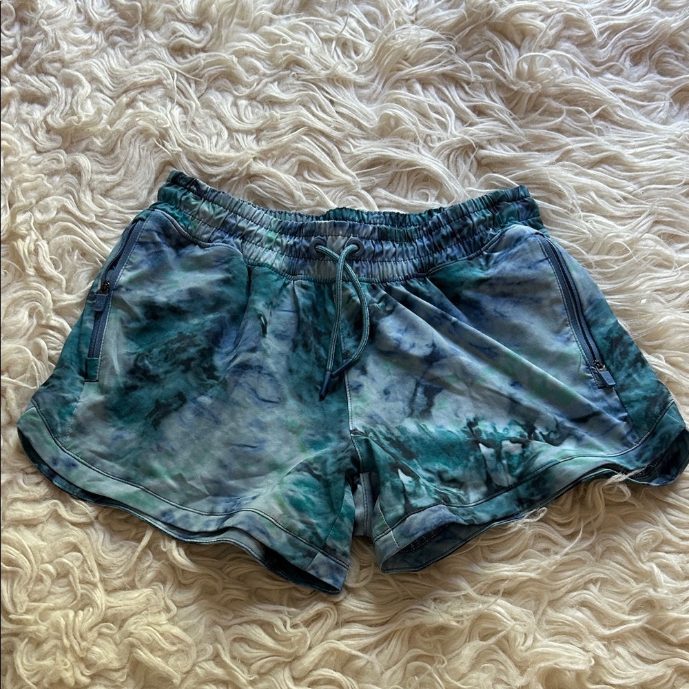 Athleta Green Tie-Dye Women's Athletic Shorts
